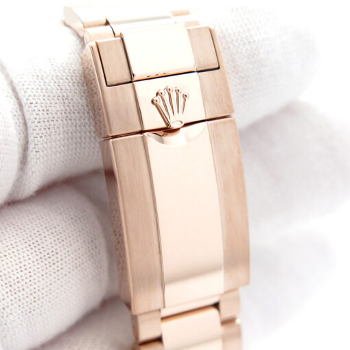 Rolex 126505 Cosmograph Daytona 18K Rose Gold with Black Dial - Image 8