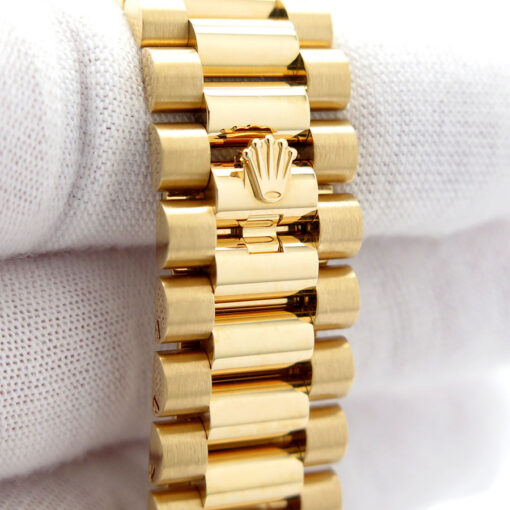 Rolex 228238 Day Date 40 18K Yellow Gold with White Roman Dial - Image 7
