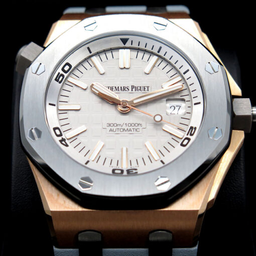 Audemars Piguet 15711OI Royal Oak Offshore Japan Limited Edition Diver - Image 3