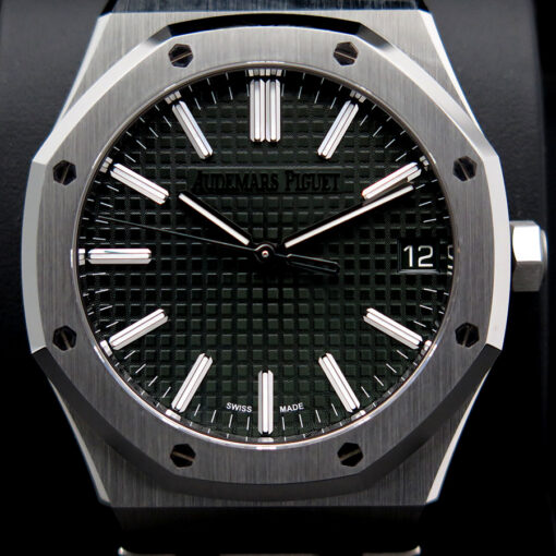 Audemars Piguet 15510ST Royal Oak with Green Dial - Image 4