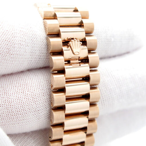Rolex 228235 Day Date 40 18K Rose Gold with White Roman Dial - Image 7