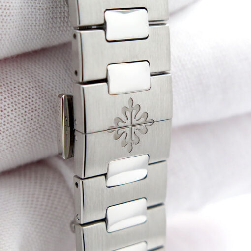 Patek Philippe 5821/1A Cubitus Automatic with Green Dial - Image 8