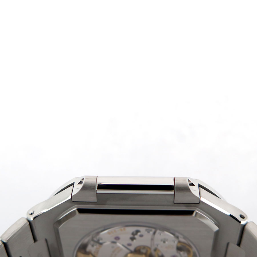 Patek Philippe 5821/1A Cubitus Automatic with Green Dial - Image 6