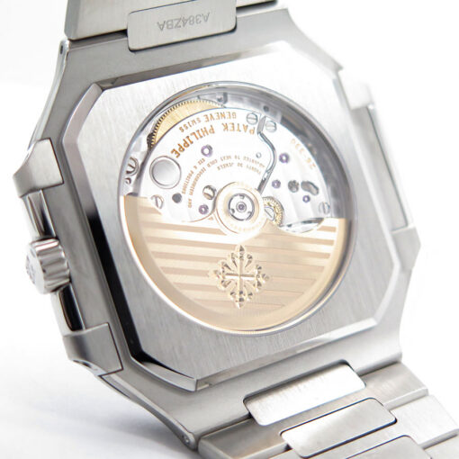 Patek Philippe 5821/1A Cubitus Automatic with Green Dial - Image 4