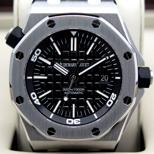 Audemars Piguet 15703ST Royal Oak Offshore Diver with Black Dial - Image 3