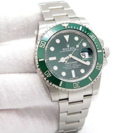 Rolex 116610LV Submariner (New Old Stock)