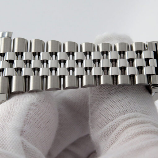 Rolex 126300 Datejust 41 with Mint Green Dial on Jubilee - Image 8