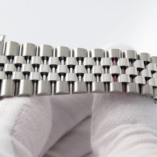 Rolex 126300 Datejust 41 with Mint Green Dial on Jubilee - Image 6