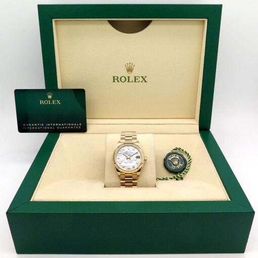 Rolex 278278 Datejust 31 Presidential Yellow Gold with Mother of Pearl Diamond Dial - Image 2