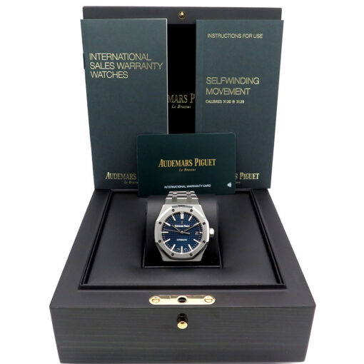 Alternative view of Audemars Piguet 15450ST Royal Oak 37mm with Blue Dial