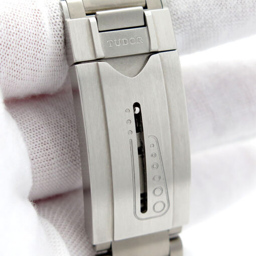 Tudor 25610TNL Pelagos LHD - Image 8