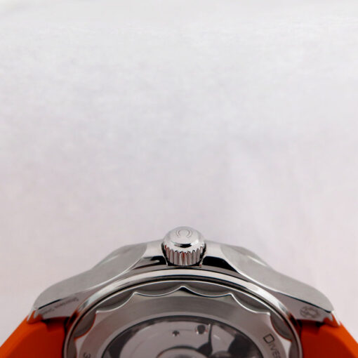 Omega Seamaster No Date Diver 300m with Black Dial on Orange Rubber Strap (New Model) - Image 5