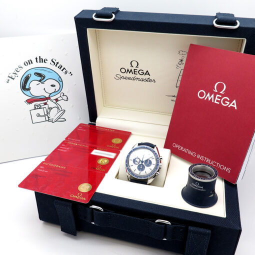 Omega Speedmaster 50th Anniversary Chronograph “Silver Snoopy Award” - Image 2
