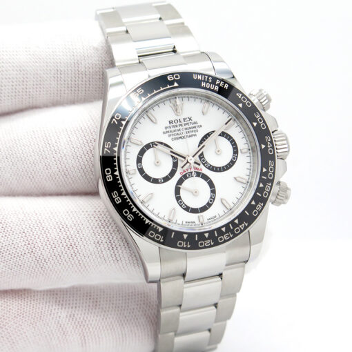 Rolex 126500LN Cosmograph Daytona with White Dial
