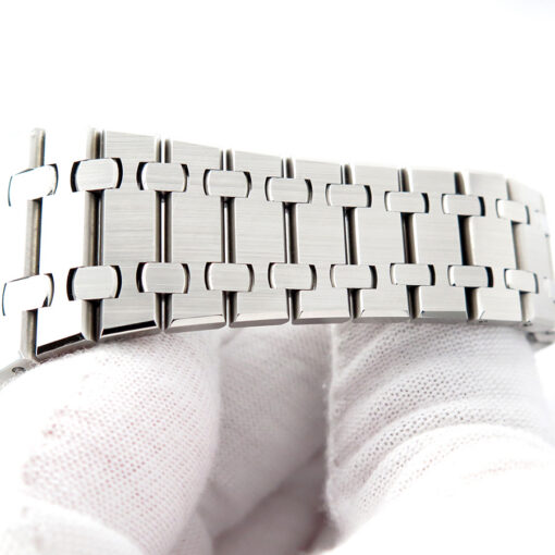 Audemars Piguet 15500ST Royal Oak with Grey Dial - Image 9