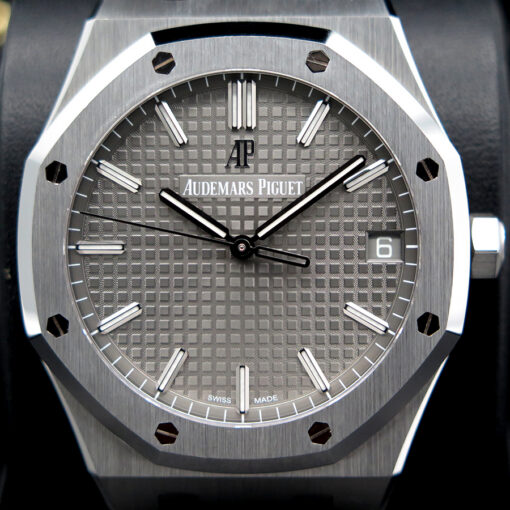Audemars Piguet 15500ST Royal Oak with Grey Dial - Image 3