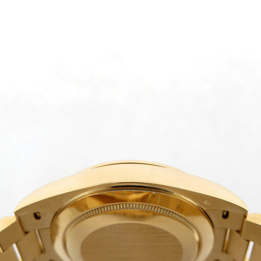 Rolex 228238 Day Date 40 18K Yellow Gold with Champagne Roman Dial - Image 5