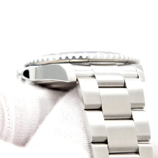 Rolex 16710 GMT Master II with Red/Black Bezel - Image 7