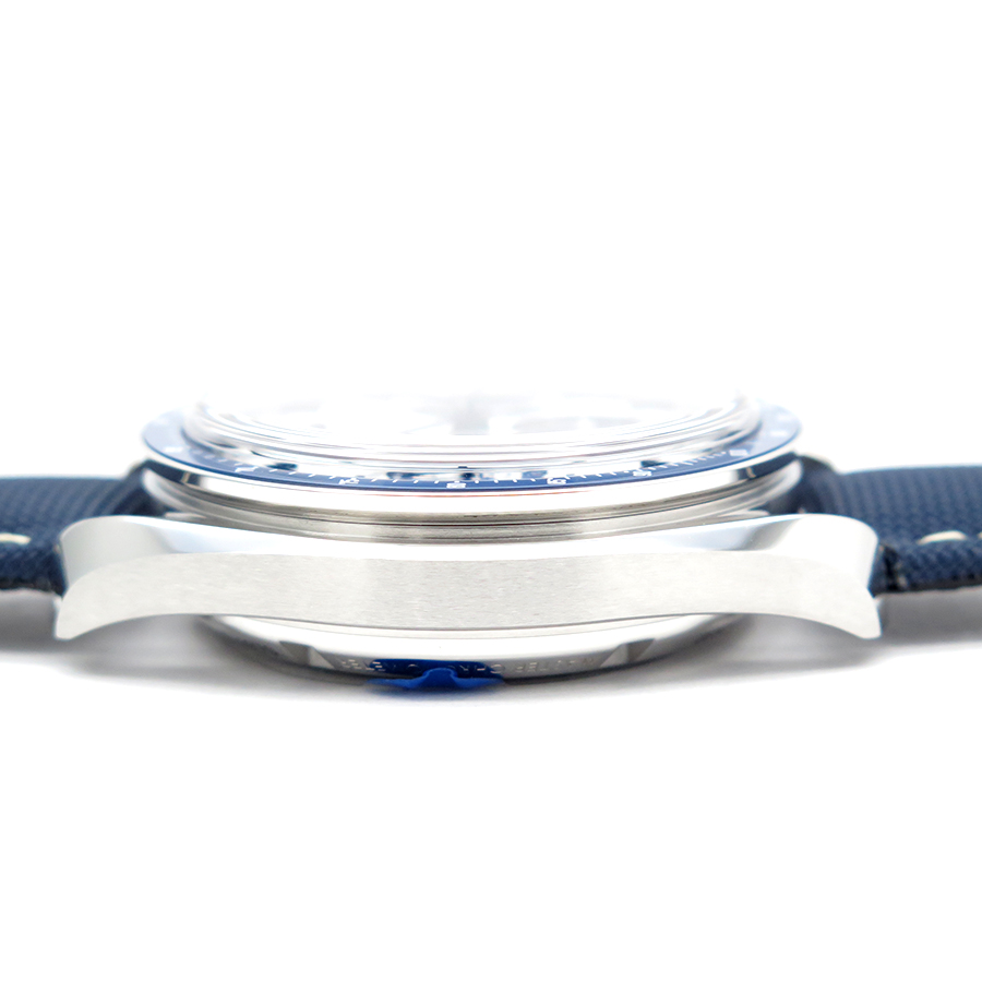 Omega Speedmaster 50th Anniversary Chronograph “Silver Snoopy Award” (New Old Stock) - Image 6