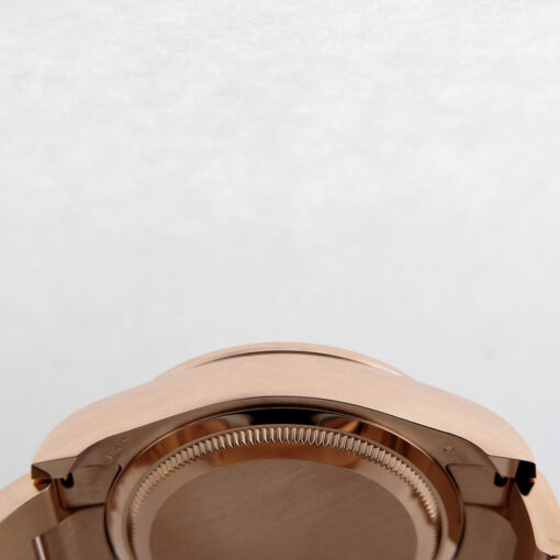 Rolex 126505 Cosmograph Daytona 18K Rose Gold with Sundust Dial - Image 5