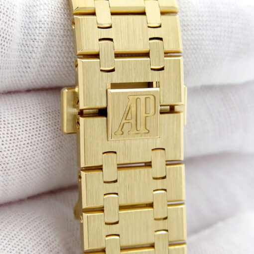 Audemars Piguet 26331BA Royal Oak 18K Yellow Gold Chronograph with Blue Dial - Image 8