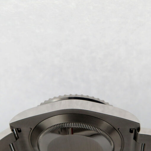 Rolex 116610LV Submariner - Image 5