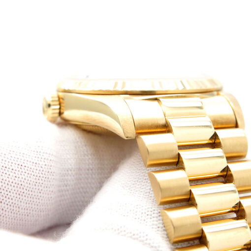 Rolex 18238 Day Date 18K Yellow Gold with Champagne Stick Dial - Image 7