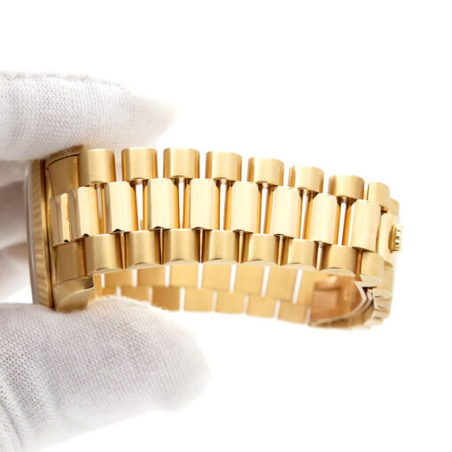 Rolex 18238 Day Date 18K Yellow Gold with Champagne Stick Dial - Image 13