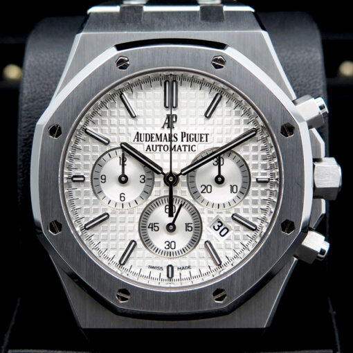 Audemars Piguet 26320ST Royal Oak Chronograph with Silver Dial - Image 3