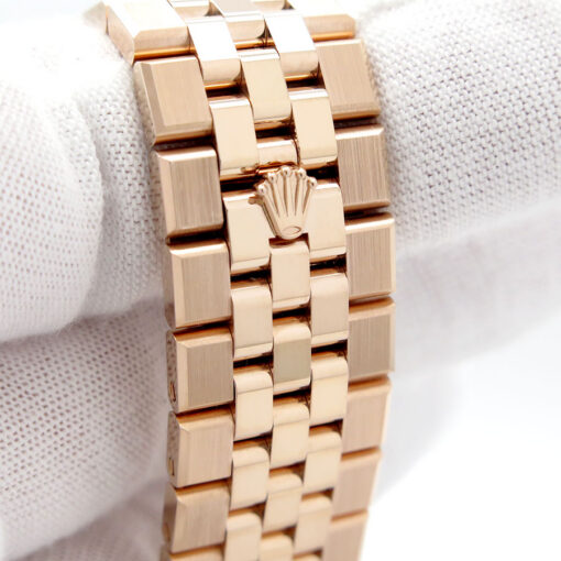 Rolex 127335 Land-Dweller 18K Rose Gold with White Dial - Image 8