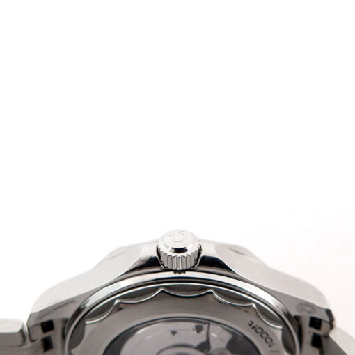 Omega Seamaster Diver 300m with White Dial on Bracelet - Image 5