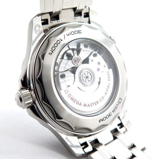 Omega Seamaster Diver 300m with White Dial on Bracelet - Image 4