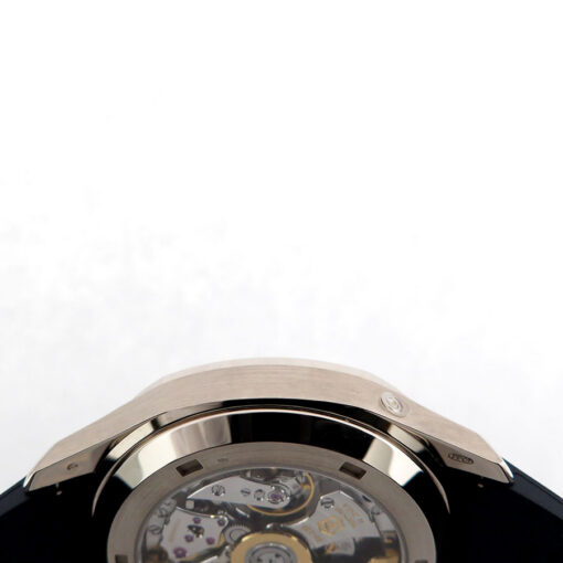 Patek Philippe 5968G Aquanaut Flyback Chronograph with Blue Dial - Image 6
