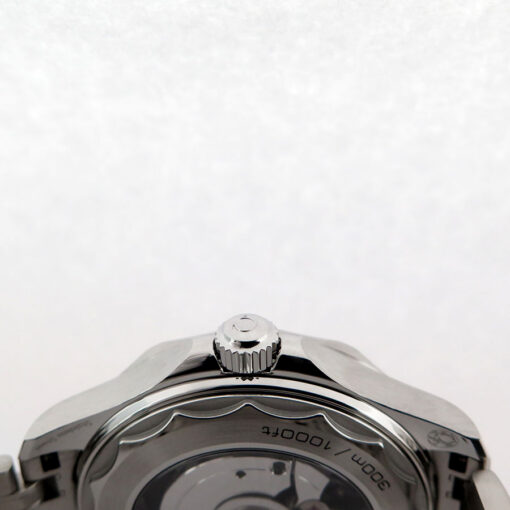 Omega Seamaster Diver 300m with White Dial on Bracelet - Image 5