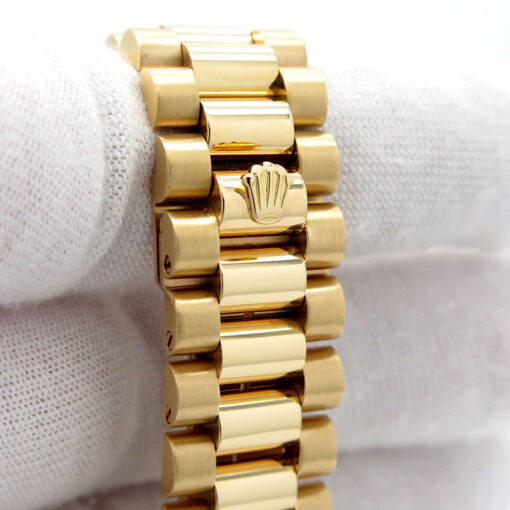 Rolex 18038 Day Date 18K Yellow Gold with Champagne Stick Dial - Image 7