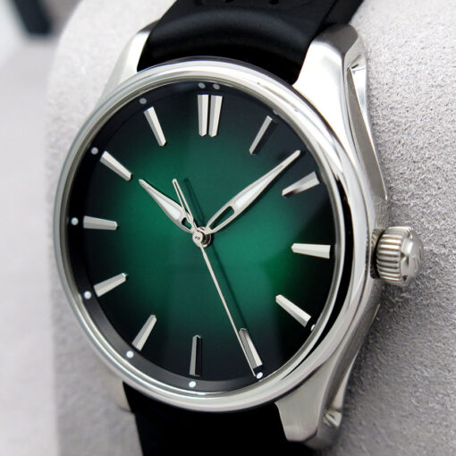 H. Moser & Cie 3201-1201 Pioneer Centre Seconds with Cosmic Green Dial - Image 4