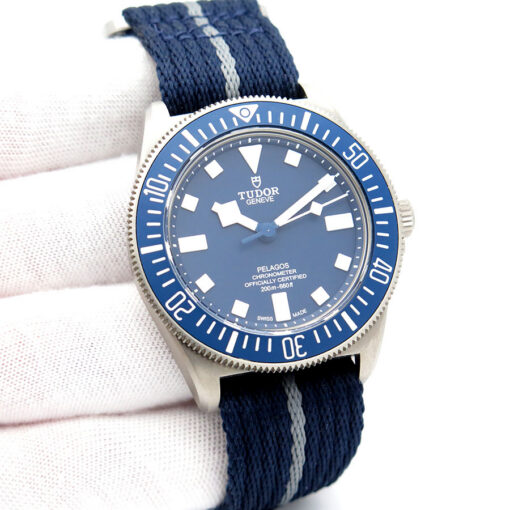 Tudor 25707B/24 Pelagos FXD