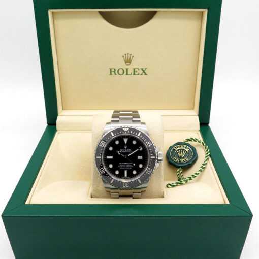 Alternative view of Rolex 116600 Seadweller