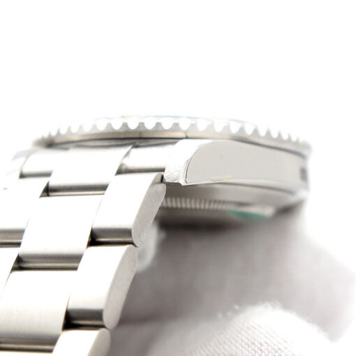 Rolex 16610LV Submariner (New Old Stock) - Image 6