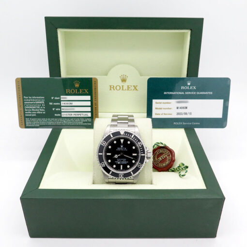 Alternative view of Rolex 14060M Submariner No Date
