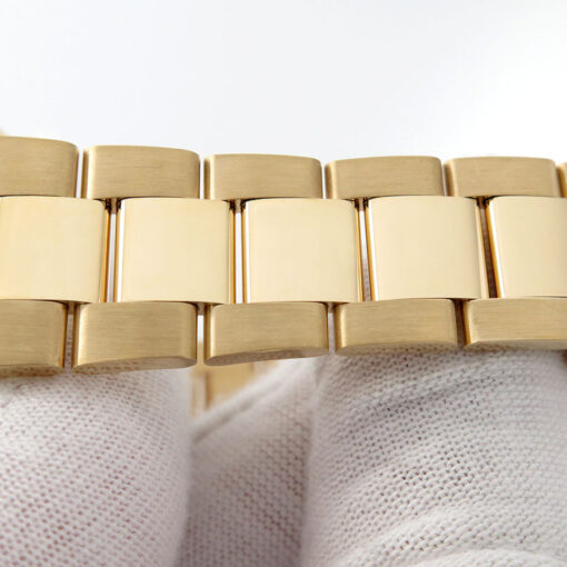 Rolex 126618LN Submariner 41 18K Yellow Gold - Image 8