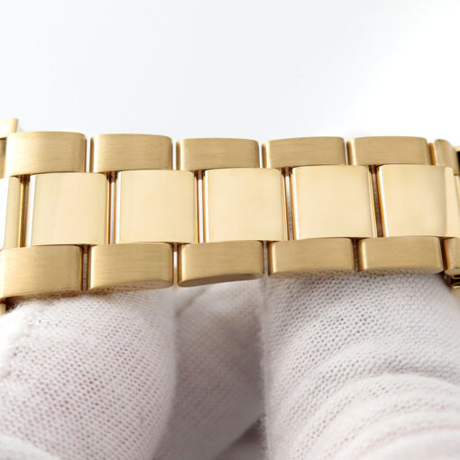 Rolex 126618LN Submariner 41 18K Yellow Gold - Image 6