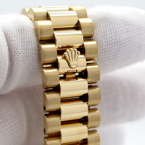 Rolex 118238 Day Date 18K Yellow Gold with Champagne Stick Dial - Image 7