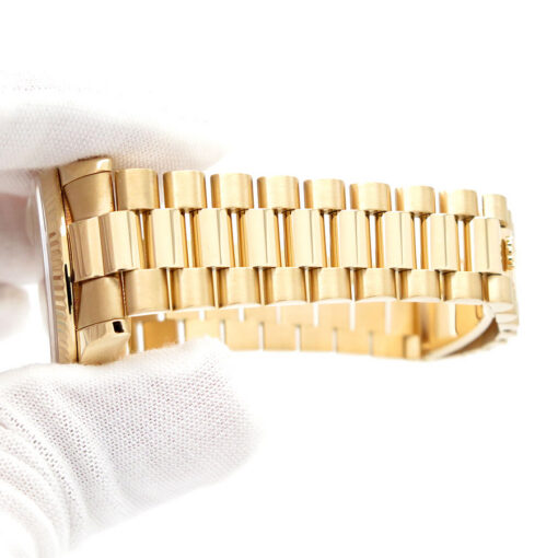 Rolex 118238 Day Date 18K Yellow Gold with Champagne Stick Dial - Image 9