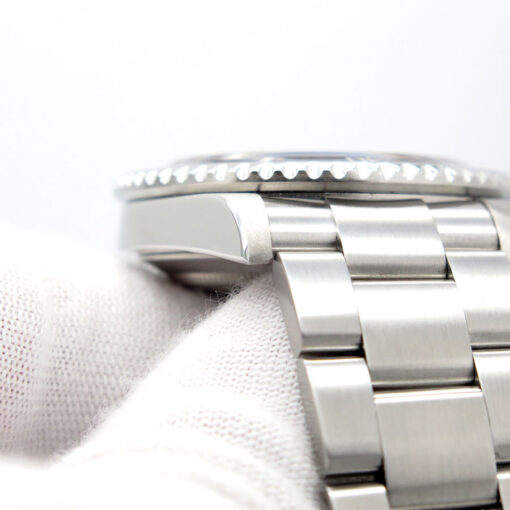 Rolex 16610LN Submariner - Image 9