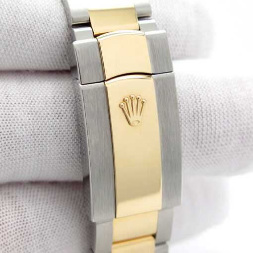 Rolex 126233 Datejust 18K/SS with Silver Diamond Roman Dial on Oyster - Image 7