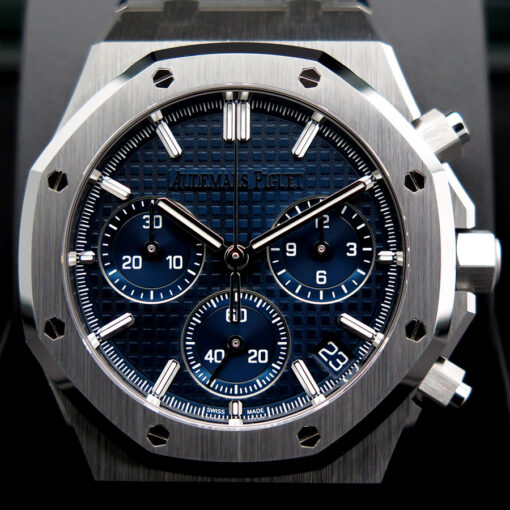 Audemars Piguet 26240ST Royal Oak Chronograph with Blue Dial - Image 3