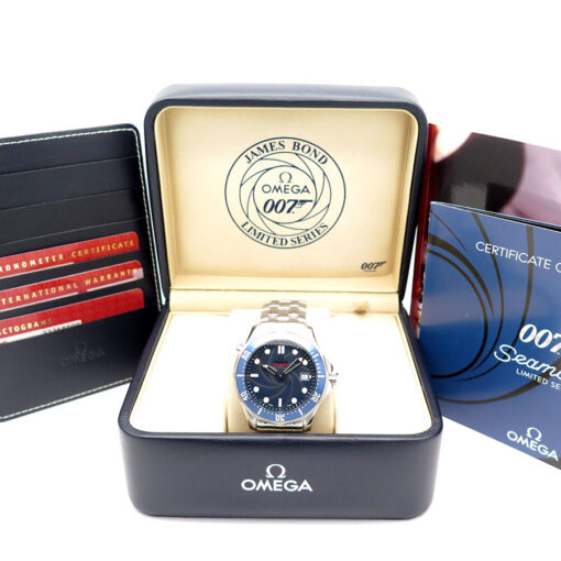 Alternative view of Omega 2226.80.00 Seamaster Diver 300m James Bond "Casino Royale" Limited Edition
