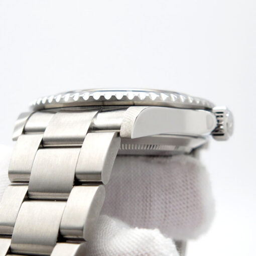 Rolex 16610LN Submariner - Image 8
