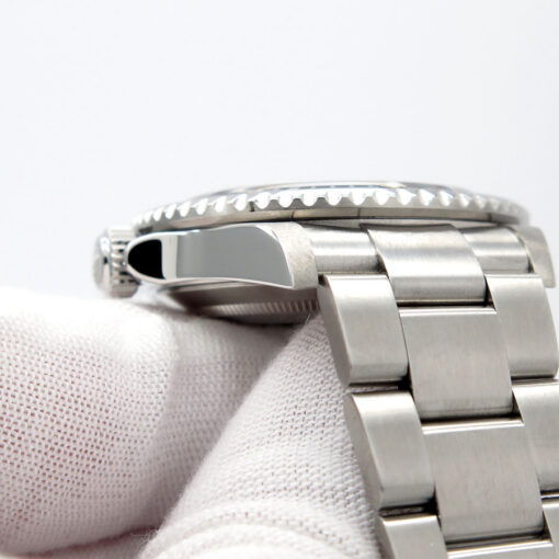 Rolex 16610LN Submariner - Image 7